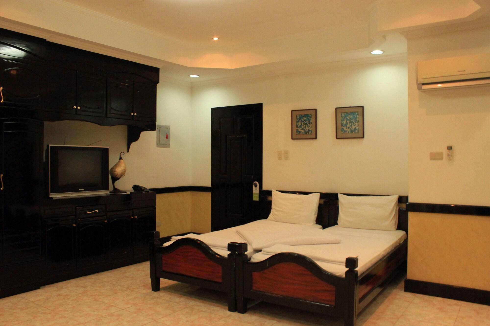 Green One Hotel Lapu-Lapu City Kültér fotó