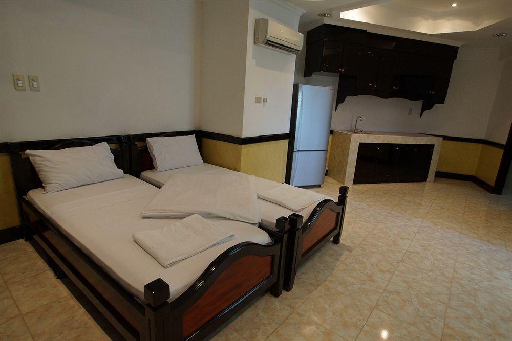 Green One Hotel Lapu-Lapu City Kültér fotó