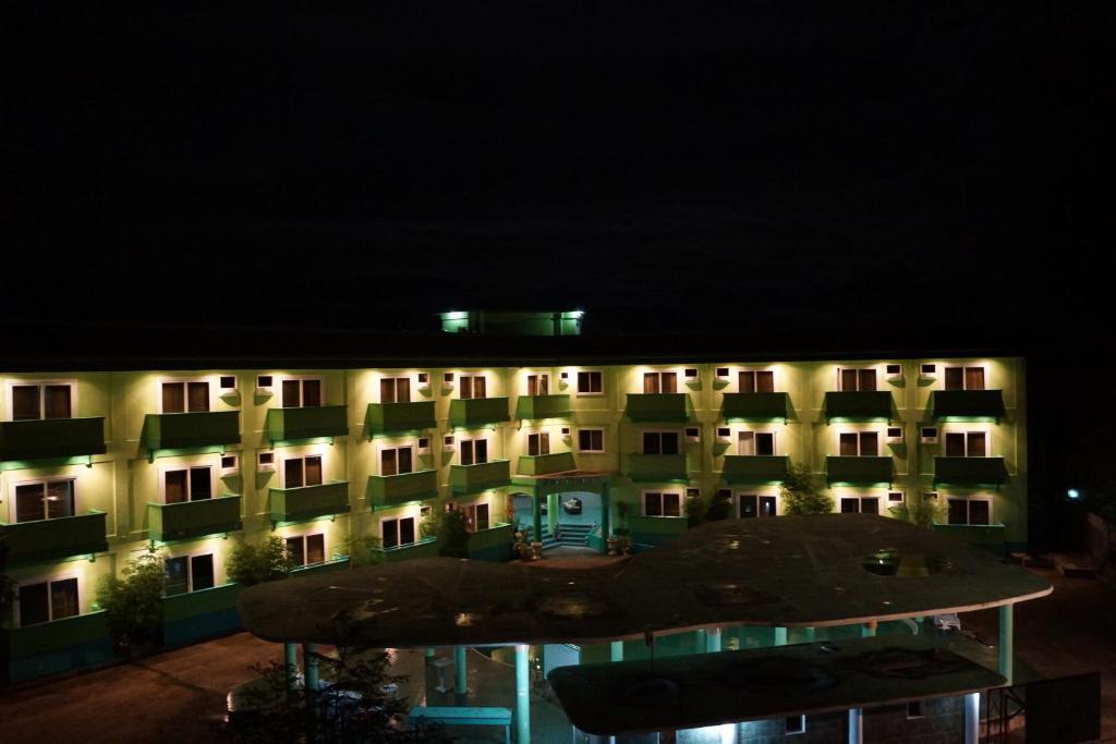 Green One Hotel Lapu-Lapu City Kültér fotó