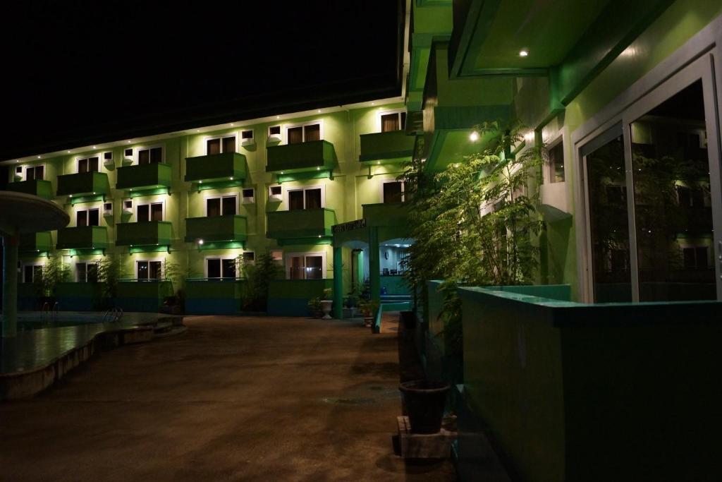 Green One Hotel Lapu-Lapu City Kültér fotó