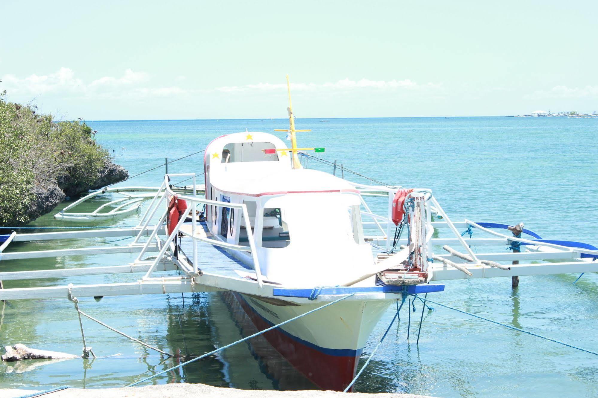 Green One Hotel Lapu-Lapu City Kültér fotó