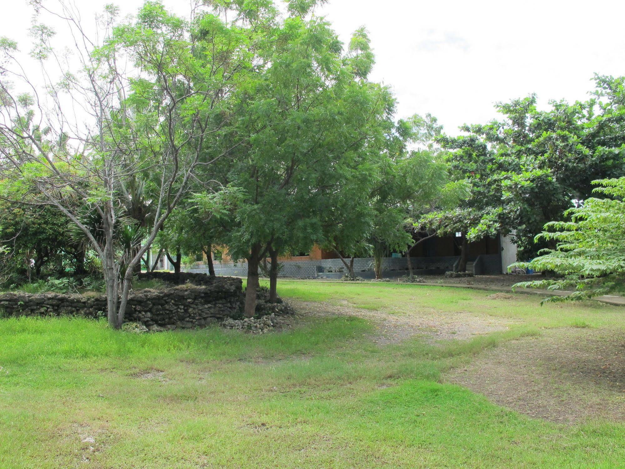 Green One Hotel Lapu-Lapu City Kültér fotó